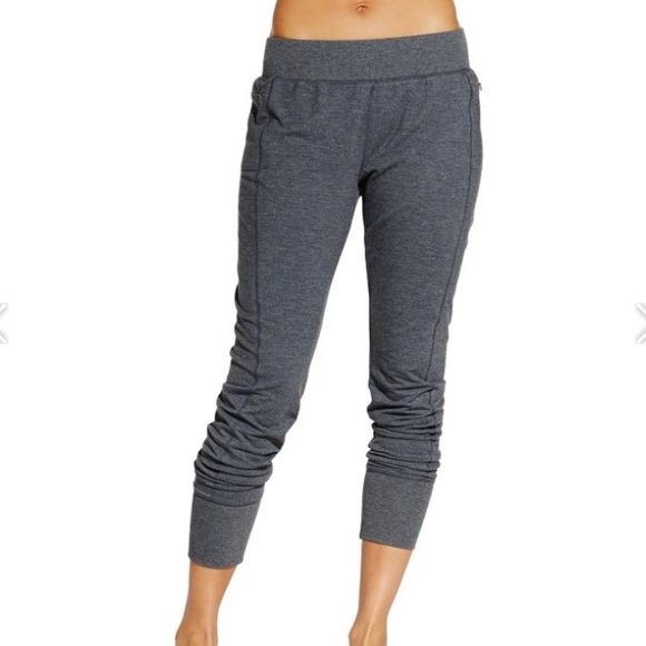 Calia By Carrie Underwood Pants Cropped Jogger Poshmark